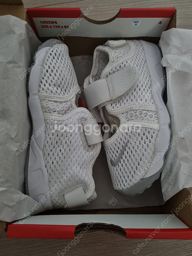 나이키키즈 에어리프트 새상품--1