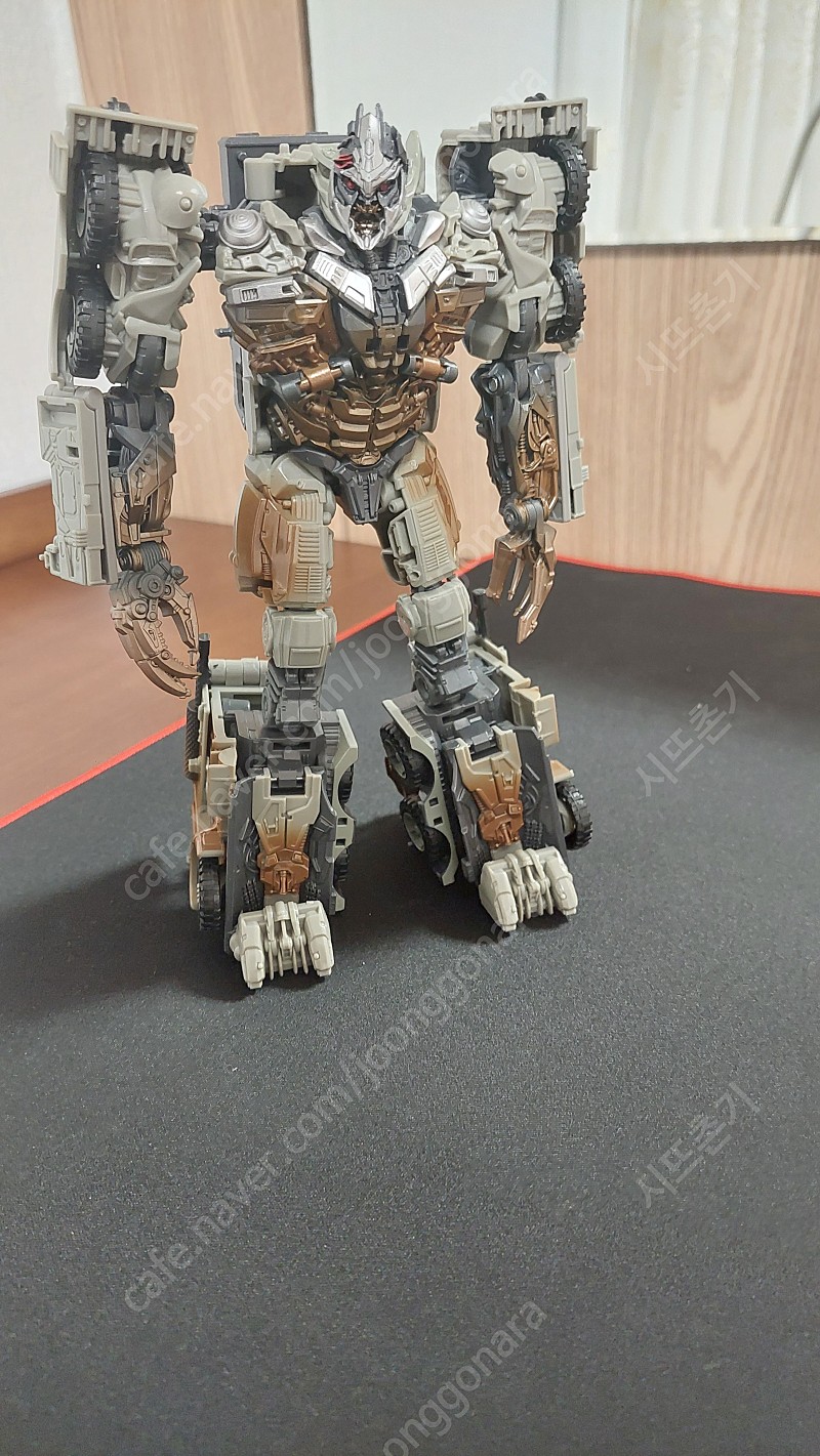 트랜스포머 ss-34 리더 클래스 메가트론 판매합니다. | 중고나라 - 안심되는 중고거래