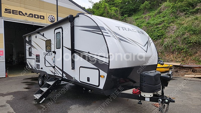 미국식카라반 2021 포레스트리버 타임 트래이서 24D...--1