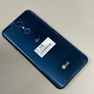 LG Q7플러스 64기가 블루색상 미파손 가성비단말기 5만원에 판매합니다