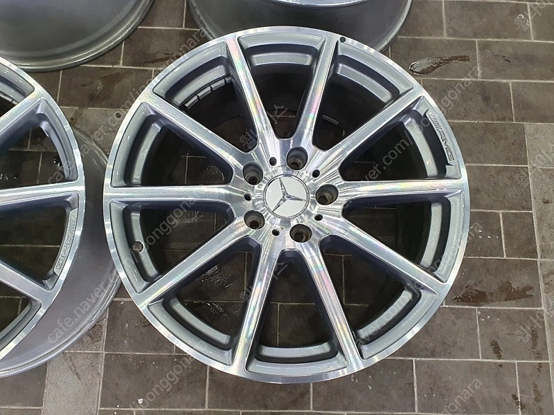 20인치 정품 벤츠 신형 g63amg 실버 순정 휠 임판급 이미지