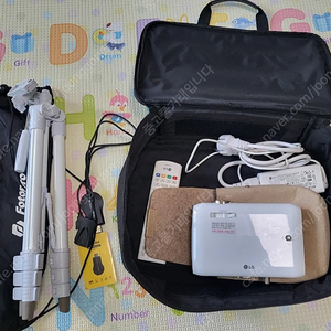 lg 미니빔 ph550 ,100인치 스크린