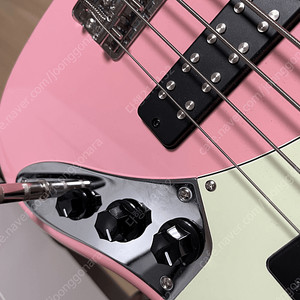 Bacchus Universe Series BJB-2-RSM-Shell Pink Maple Neck 판매합니다 베이스 기타 팔아요