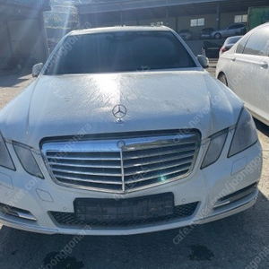 벤츠 w212 e300 452468 2011년 272 980 분해 판매합니다