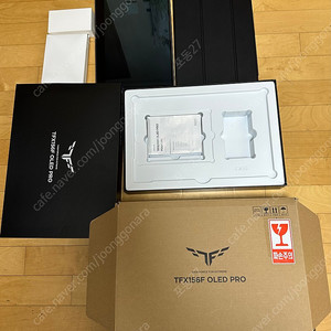 한성 올레드 휴대용 모니터 15인치 OLED TFX156F PRO 판매합니다.