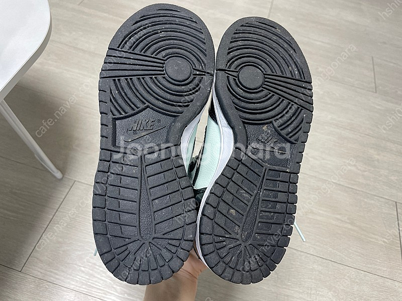 나이키 덩크 하이 베얼리 그린 GS 3.5y 225사이즈--5