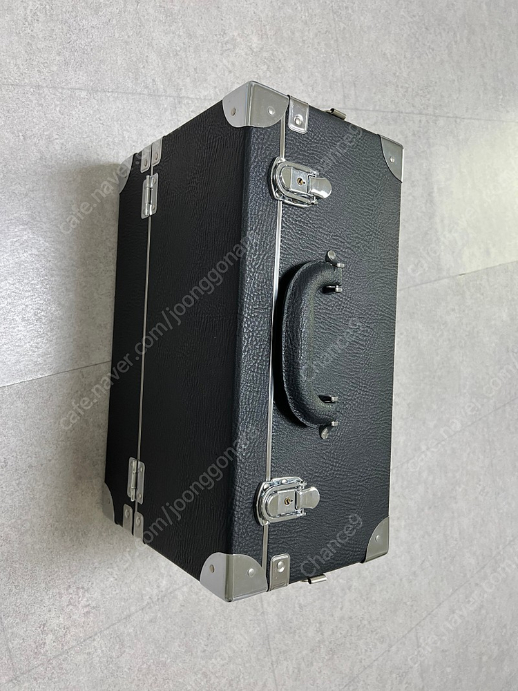 미사용한 3단 메이크업박스 피부샵 뷰티 네일재료가방등 수납 이동식가방 팝니다.--2