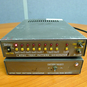 TV 신호 패턴제너레이터 NTSC 패턴발생기 TSG-100 중고패턴제너레이터 TEKTRONIX CAPITAL