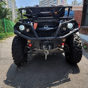17년식 캔암 아웃랜더1000R XTP