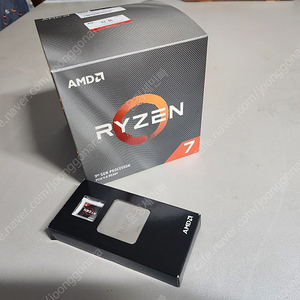 AMD 라이젠 7 3800X CPU 국내정품 팝니다.