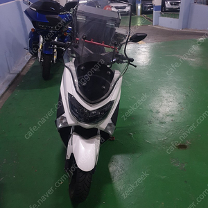 20년식 nmax125 팝니다.