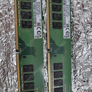 ddr4 8×2 16램팔아요 택포