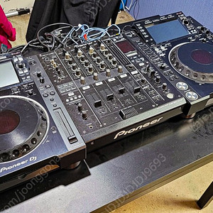 S급 , CDJ 2000 NXS2 (X2대) , DJM 900 NXS 1대 세트 판매.