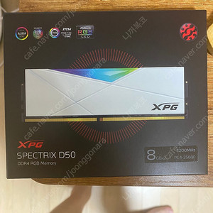 ADATA DDR4 8GB x 2 RGB 메모리