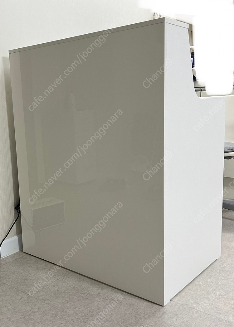 필웰 E0자재 서랍형 매장카운터 계산대 인포데스크 카운터테이블 책상 팝니다.--3