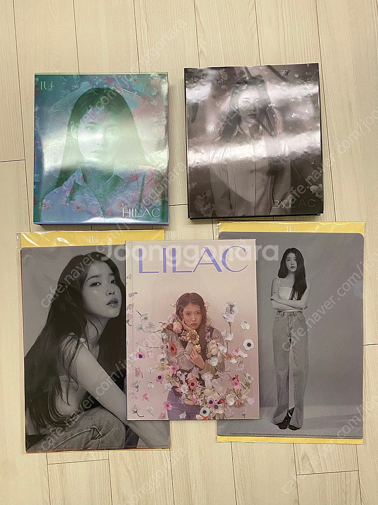 아이유 생카 포카셋트, 시그 4종, 기타 등등--2