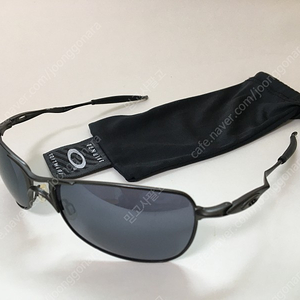 (판매중) (중고) 오클리 크로스헤어+마이크로백 OAKLEY CROSSHAIR (90,000원)