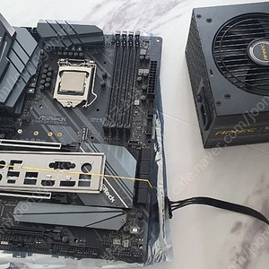 9900kf + z390 + 750w gold 모듈러