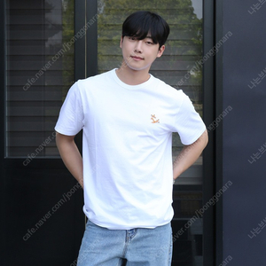 메종 키츠네 칠랙스 폭스 패치 클래식 티셔츠 화이트xxl Maison Kitsune Chillax Fox Patch Classic T-Shirt White(새상품)