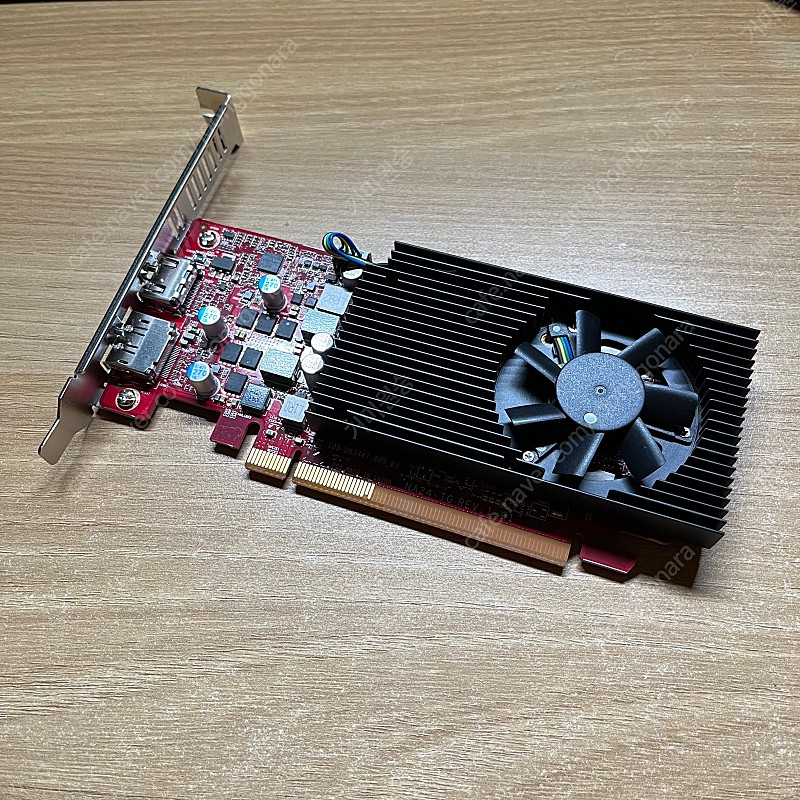 Placa de Vídeo Sapphire AMD Radeon RX6400