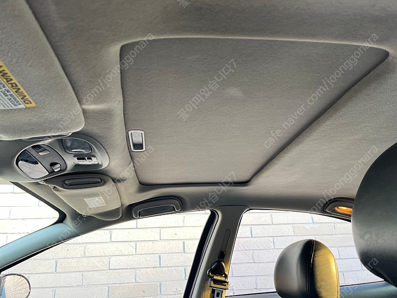 국내에 단 한 대 뿐인 크라이슬러 300M 이미지