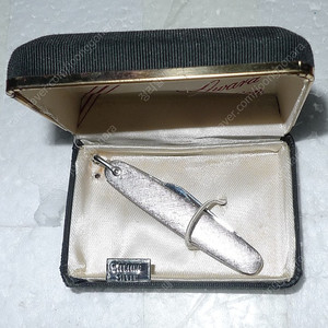 Sterling Silver Small Knife with Case, 순은 주머니 칼과 케이스.