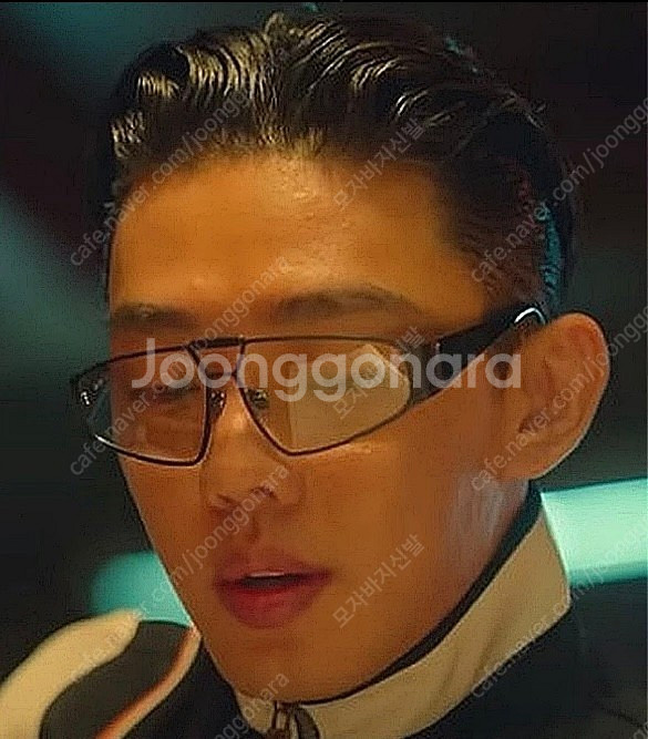 ACCRUE 유아인 선글라스 (도수X) 민트급 (주말 ...--0
