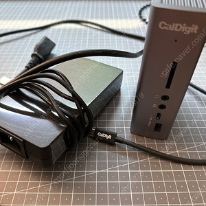 Caldigit TS3 plus 급매