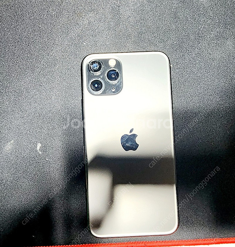 아이폰11pro 그래파이트 256GB 게임용폰--0