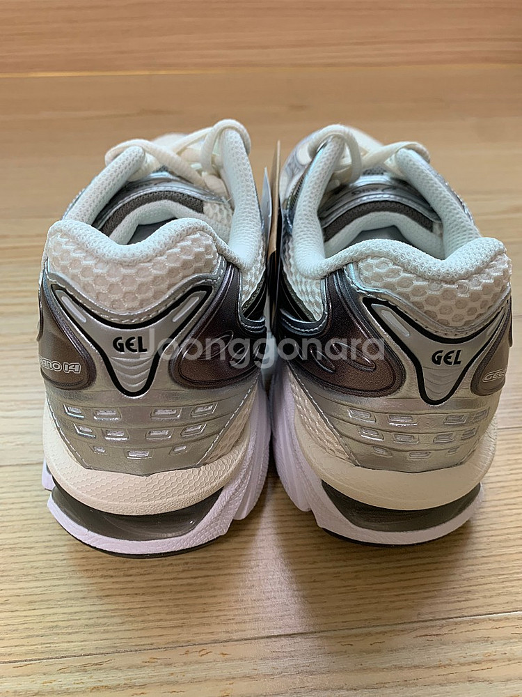 아식스 젤카야노 14 크림블랙(245)팝니다--2