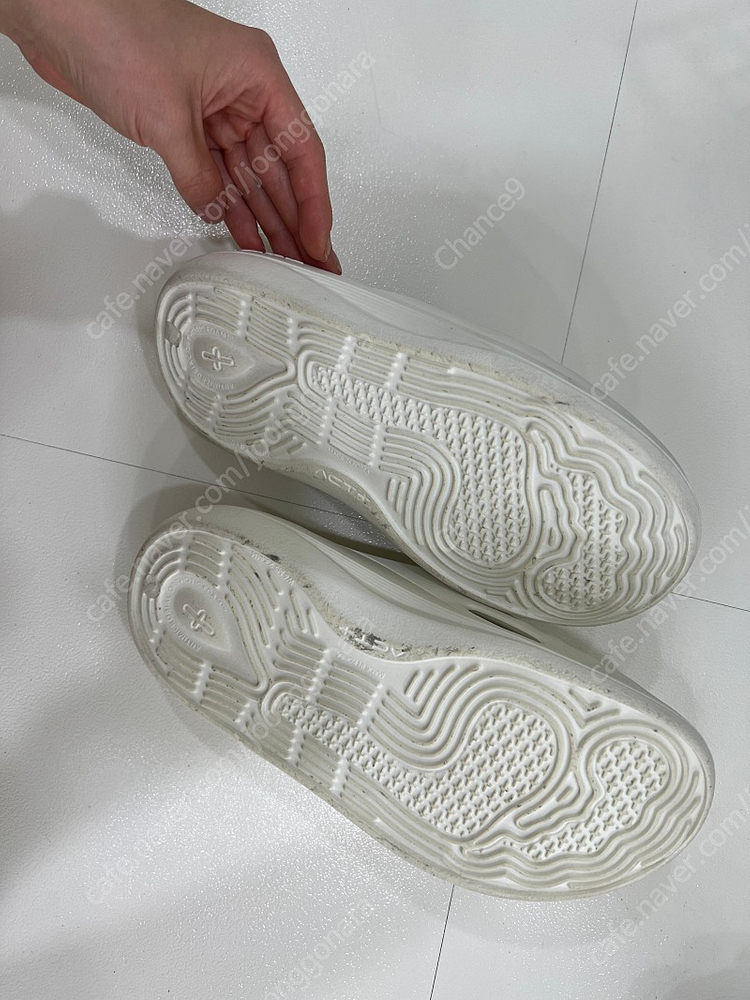 230 액트 플러스 슬리퍼 크림 화이트--2