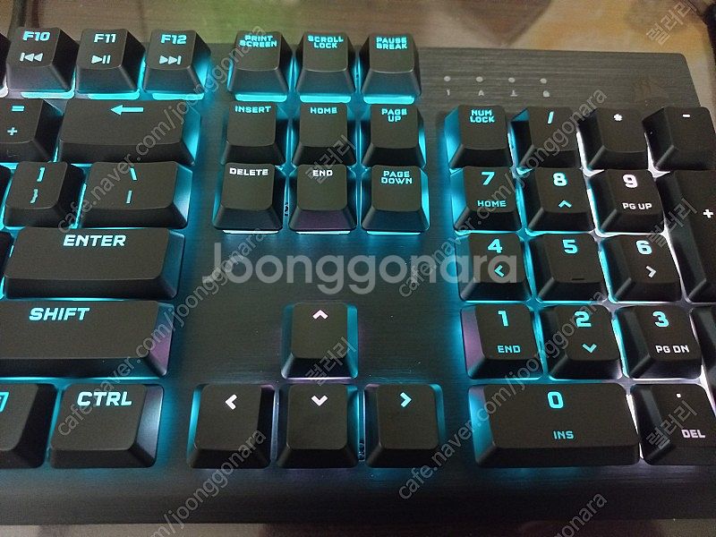 커세어 k60 lp 게이밍 키보드 팝니다.--3