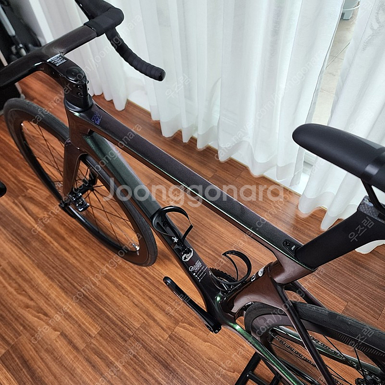 첼로 엘리엇 D8--4