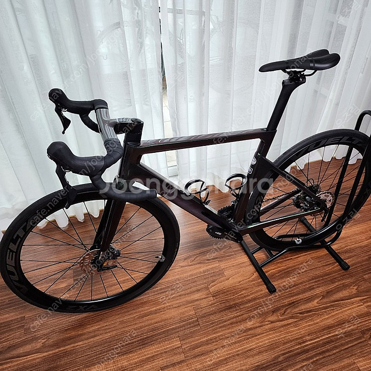 첼로 엘리엇 D8--5