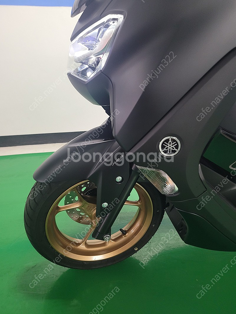 송파 23년식 NMAX125 신차급 판매 합니다--8