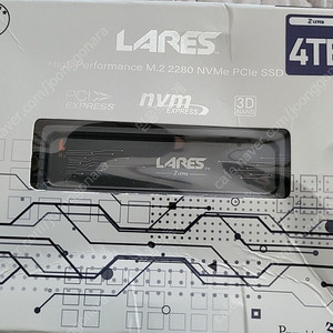 LEVEN JP600 4TB PCIe 내장 SSD 입니다