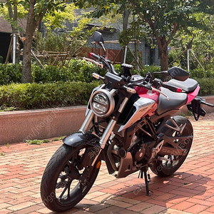 혼다 cb125r 20년형 판매합니다