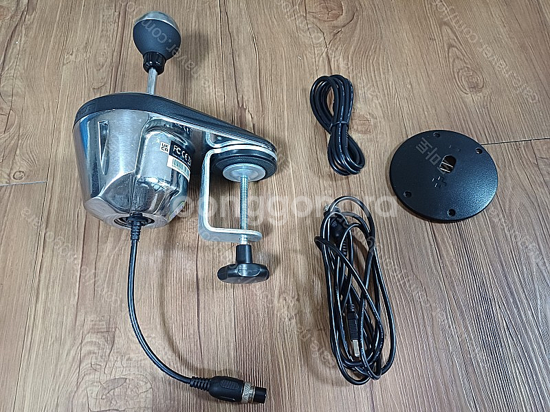 트러스트마스터 TH8A 쉬프터 팔아요--0