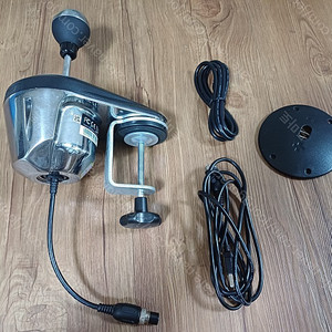 트러스트마스터 TH8A 쉬프터 팔아요