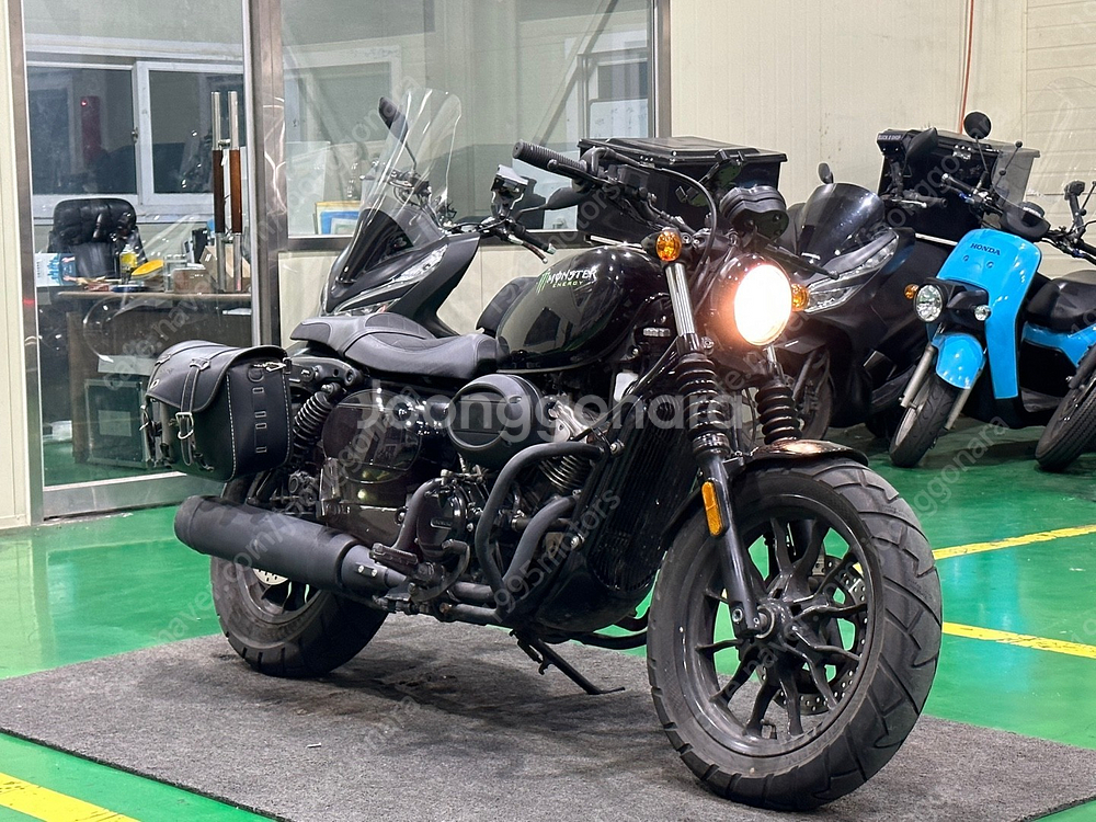 [판매] KR모터스 아퀼라125 2021년식 6000km 판매합니다.--5