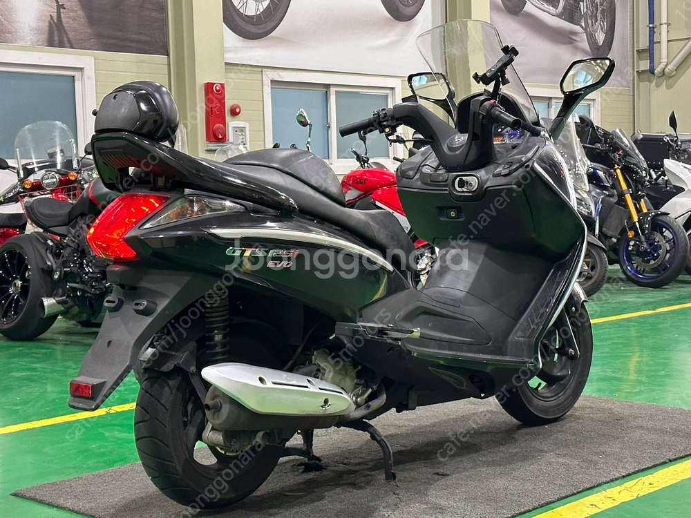 [판매] SYM 보이져125 2019년형 FI인젝션 짧은키로수 완벽상태 판매합니다.--3