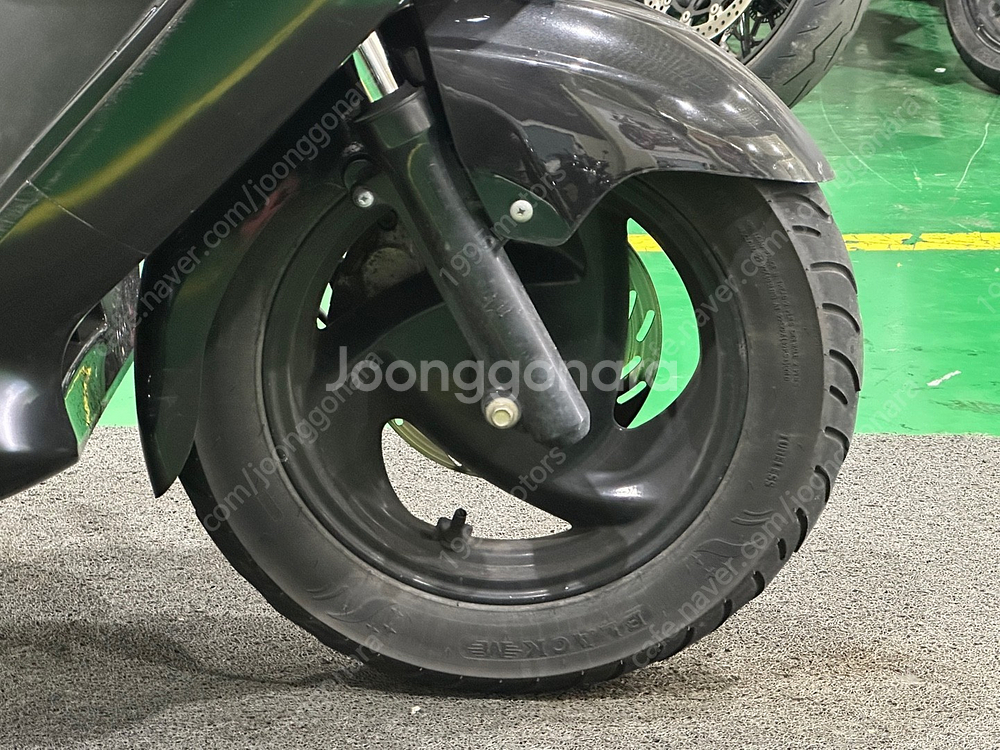 [판매] SYM 보이져125 2019년형 FI인젝션 짧은키로수 완벽상태 판매합니다.--6