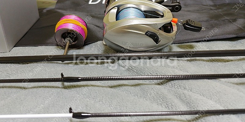 베이트피네스 세트 (602UL/L 로드 + 좌핸들 베이트릴 + 기타 소품들)--4