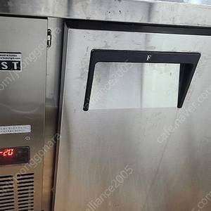 [팝니다] 부성 에베레스트 테이블 냉동고 (900mm, 업소용, 올스텐) 간접냉각식 (성에안낌)