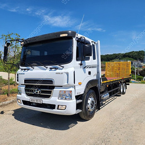 현대 메가트럭 와이드캡5톤앞축 어부바카고(농기계및장비운반차량) 2010년식(2011년형) 판매합니다......