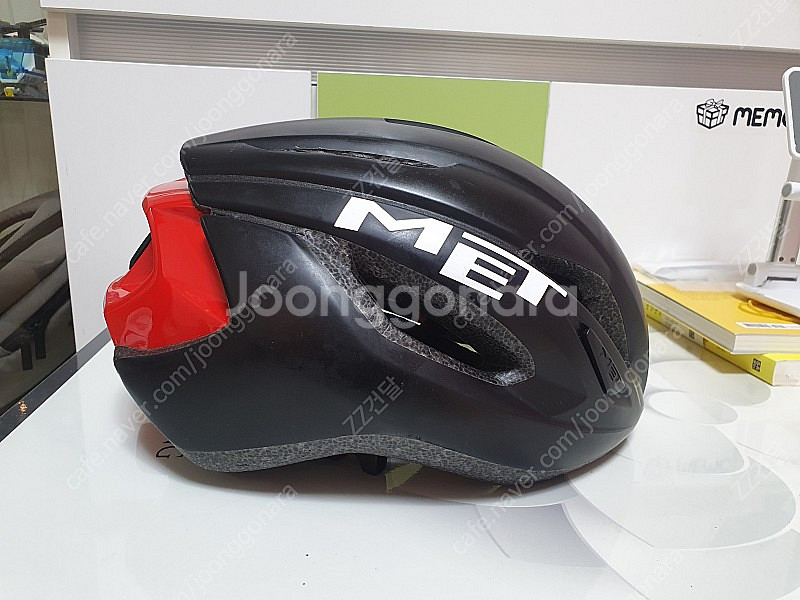 MET 스트랄레 헬멧 매트 블랙 M사이즈--1