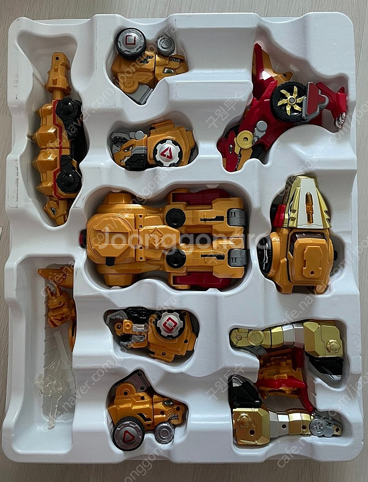 얼티밋 디버스터 티라노(8 in 1) 금빛전사--1