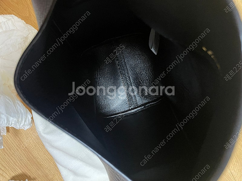 르메르 폴디드백 블랙 스몰--2