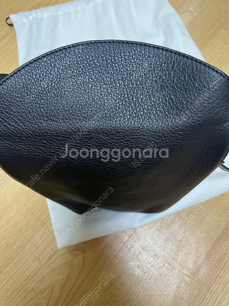 르메르 폴디드백 블랙 스몰--9