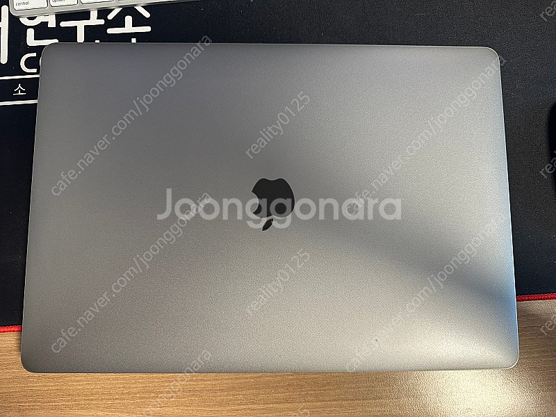 맥북프로18 터치바 15인치(i7/256GB/16--8